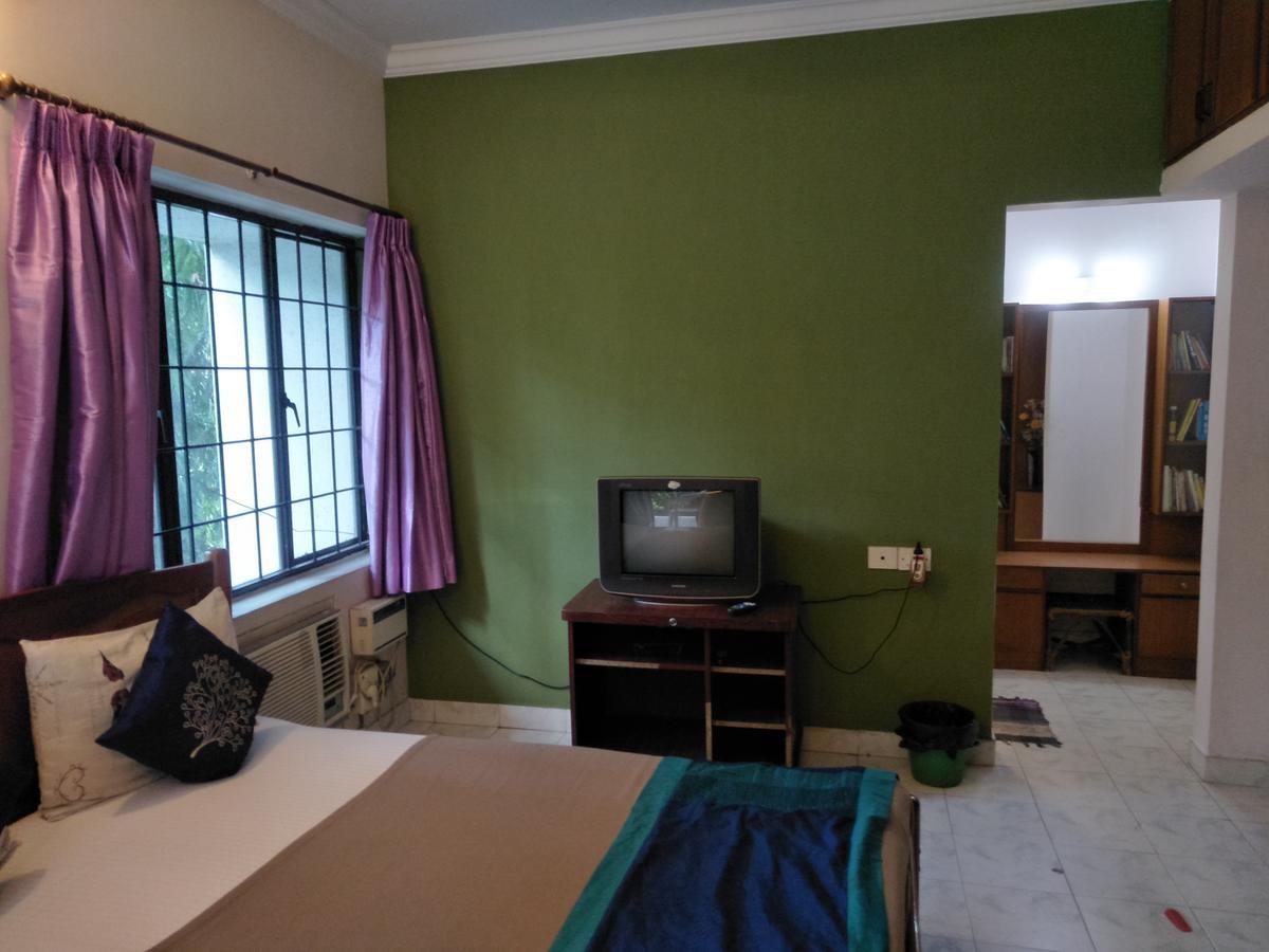 Happy Stay Service Apartments Ченай Екстериор снимка