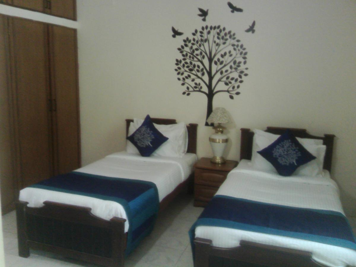 Happy Stay Service Apartments Ченай Екстериор снимка